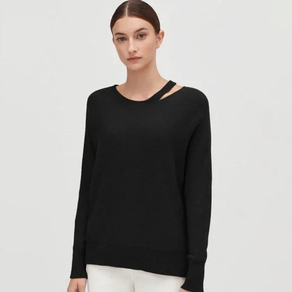 Cuyana Recycled Cashmere Split Neck Sweater Black Cut Out Oversized SZ XS
